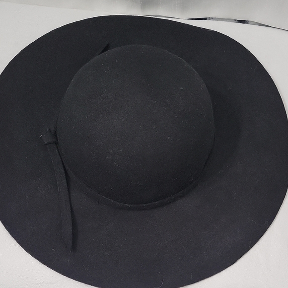 Wool 100% Elegant Black Wide-Brim Hat - Picture 2 of 6